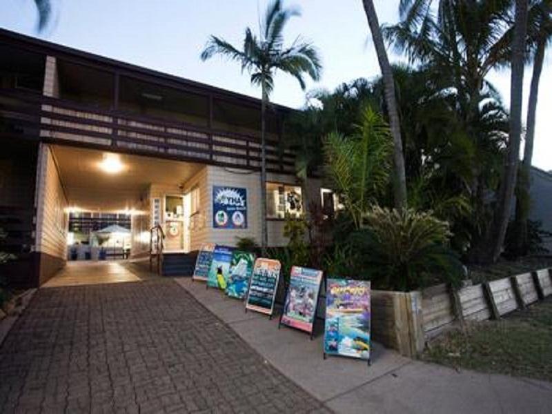 แอร์ลีบีช วายเอชเอ Hostel ภายนอก รูปภาพ